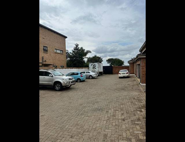 2 BEDROOM PROPERTY TO RENT IN LENASIA EXT 9